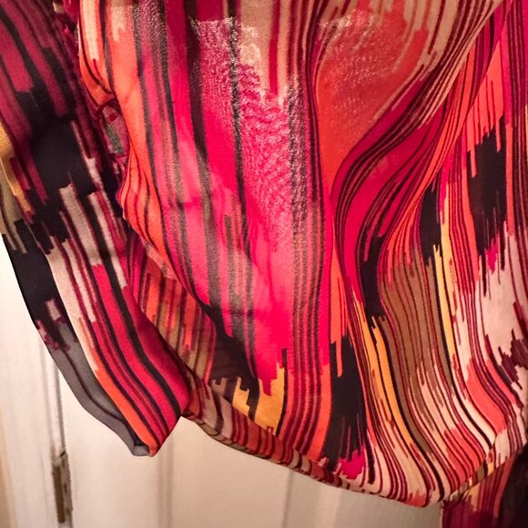 Abstract Red Multi-Print Maxi Dress – Size 12 - Picture 6 of 10